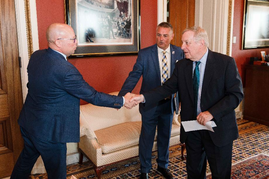 DURBIN MEETS WITH SMART-TD LEADERSHIP ABOUT FUNDING ILLINOIS TRANSIT PROJECTS